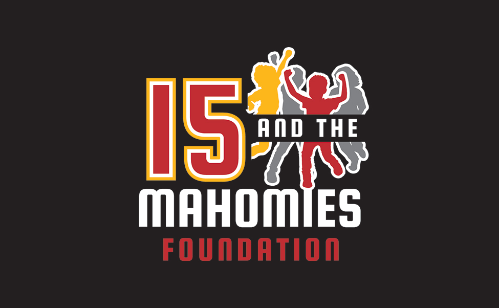 Shelter KC Partners with 15 and the Mahomies Foundation to Provide Thanksgiving Family Feast for Kansas City Families in Need